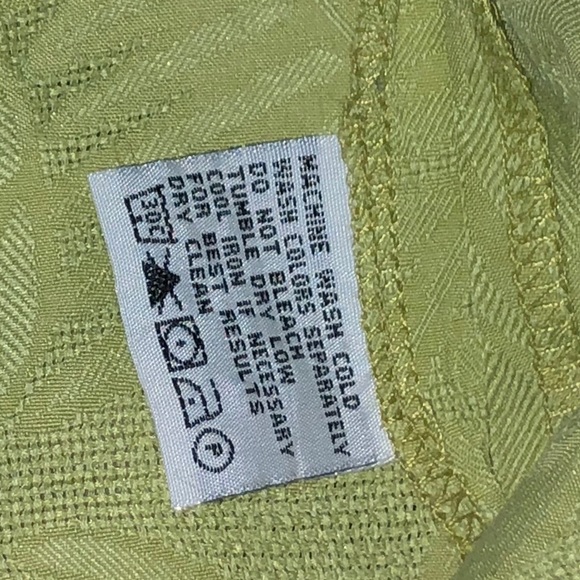 XL Tommy Bahama Silk Short Sleeve Button Down - Picture 5 of 7